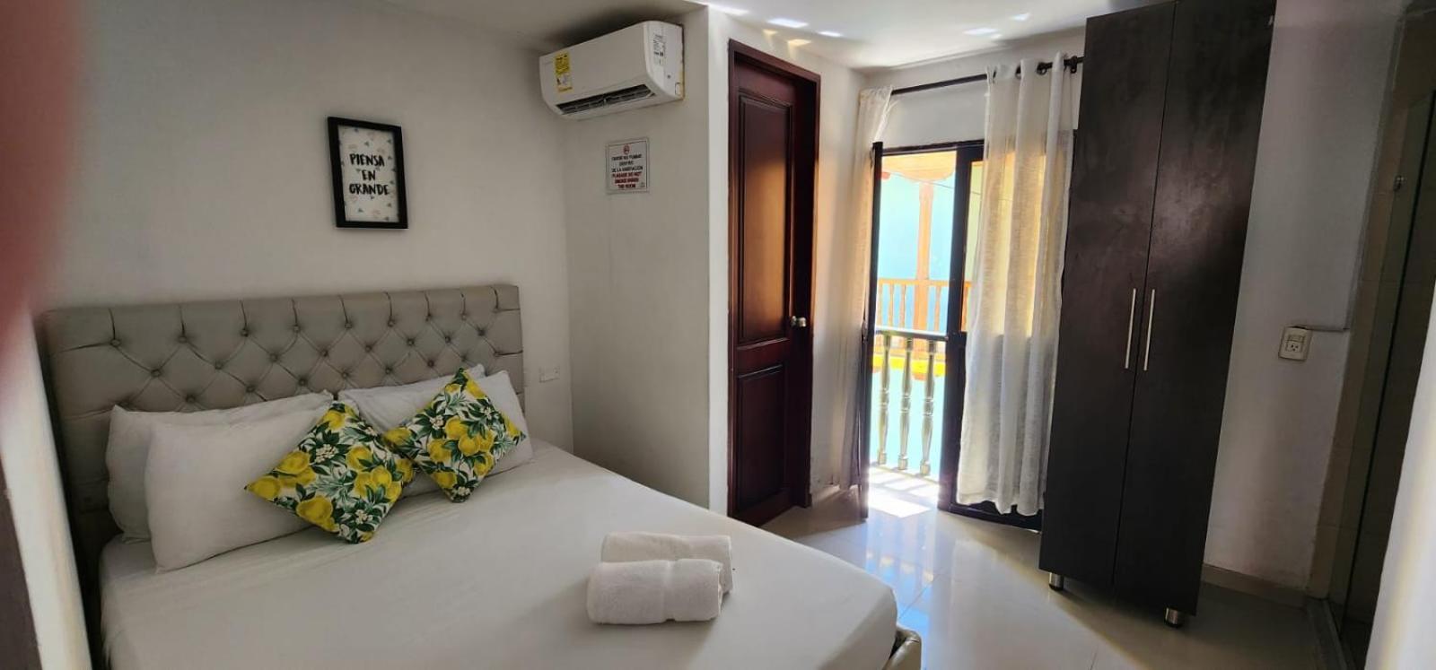 Casa Jose Lopez Hotel *