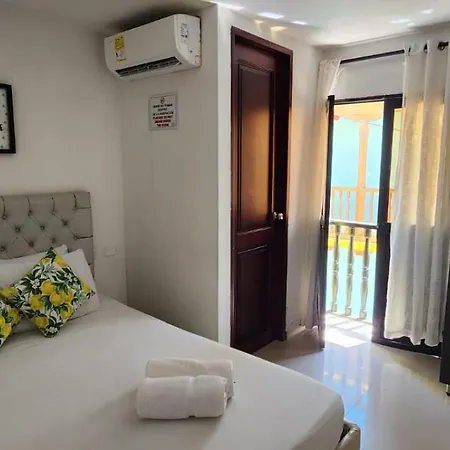 Casa Jose Lopez Hotel *