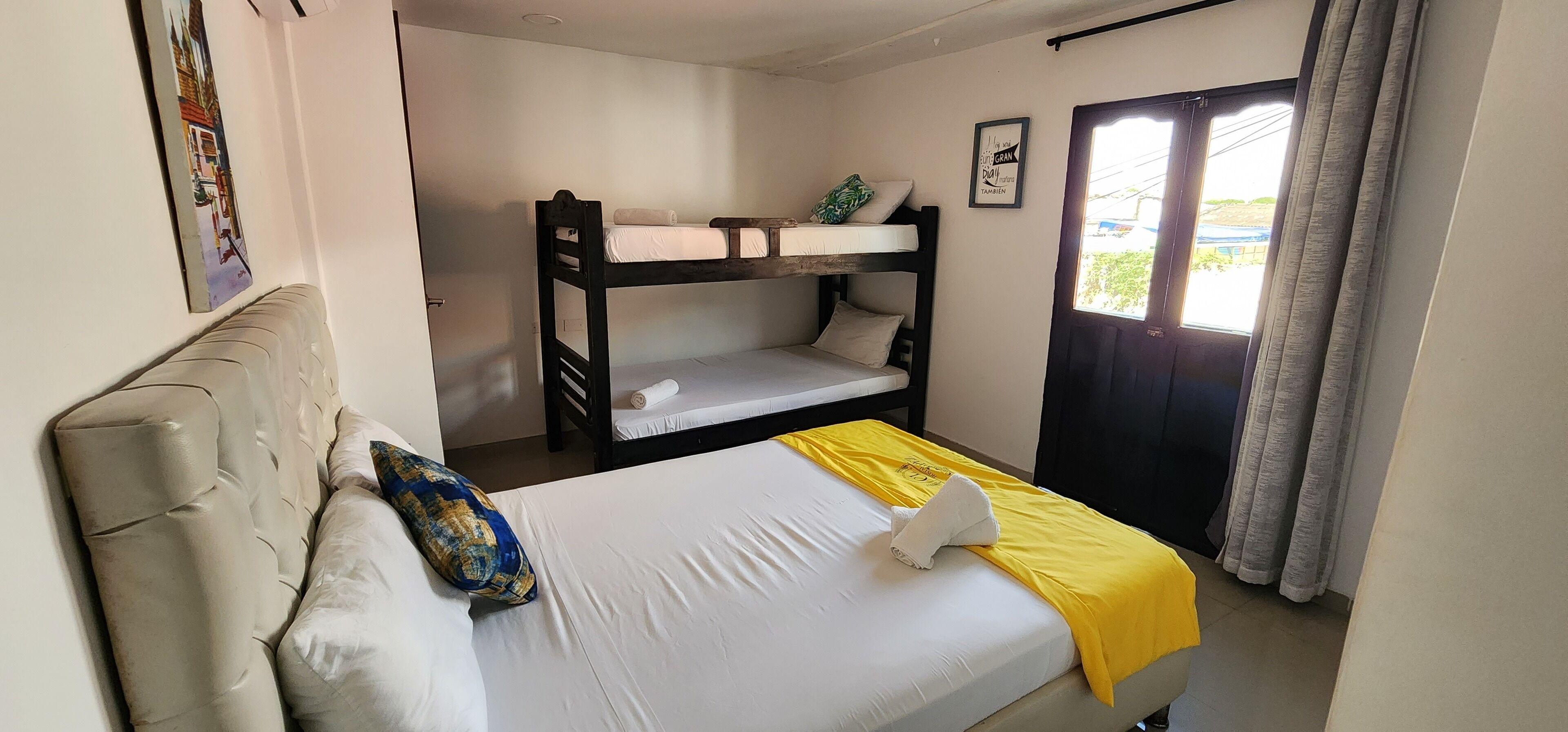 Casa Jose Lopez Hotel *